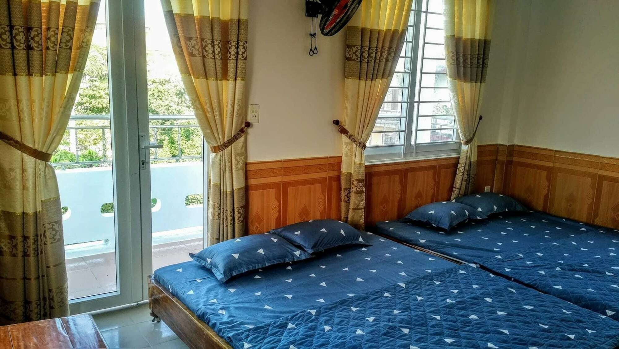 Nhà nghỉ Kiến An Huế Ngoại thất bức ảnh